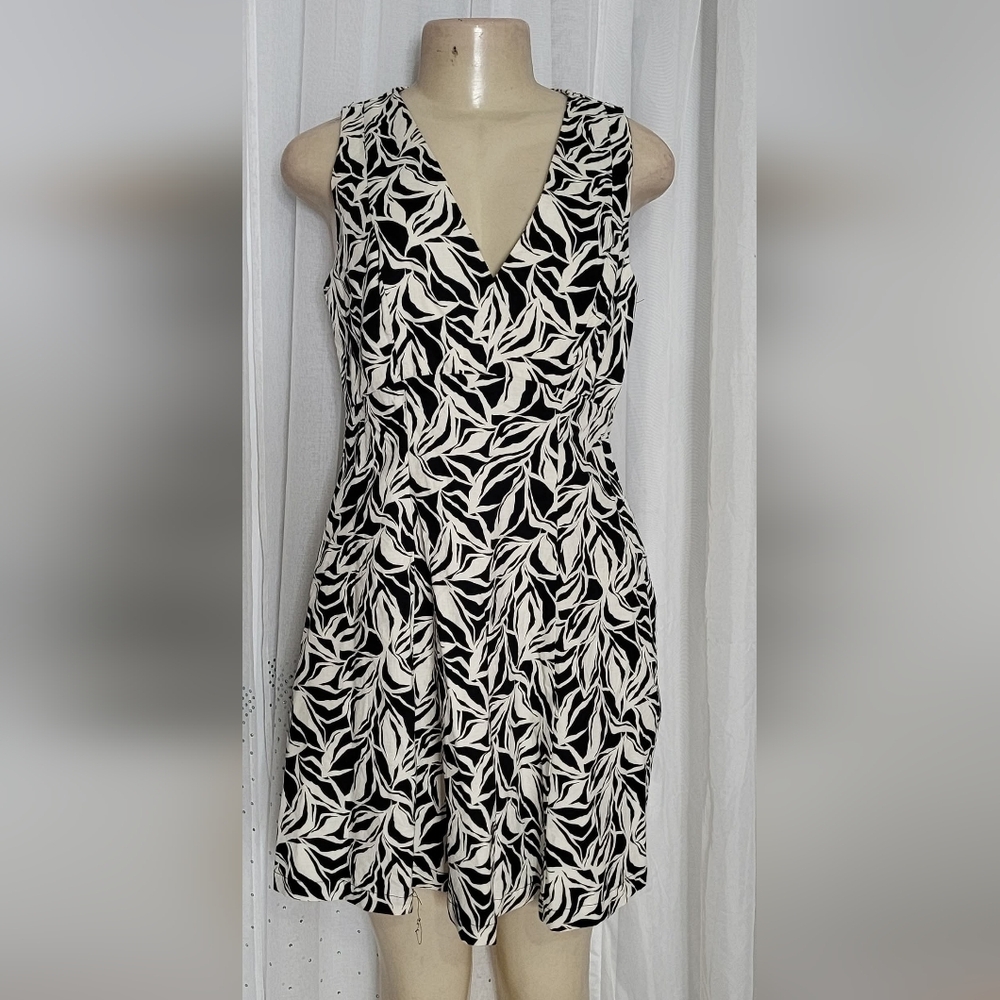 a new day Black and White Strapless Dress